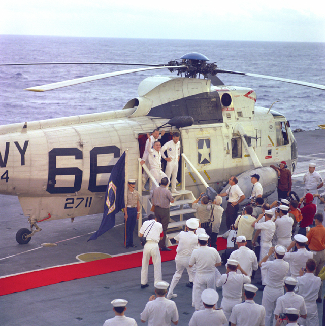 Space History Photo: Apollo 8 Recovery
